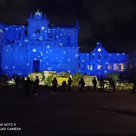 Apartmán I Balconi Sul Duomo Lecce Exteriér fotografie